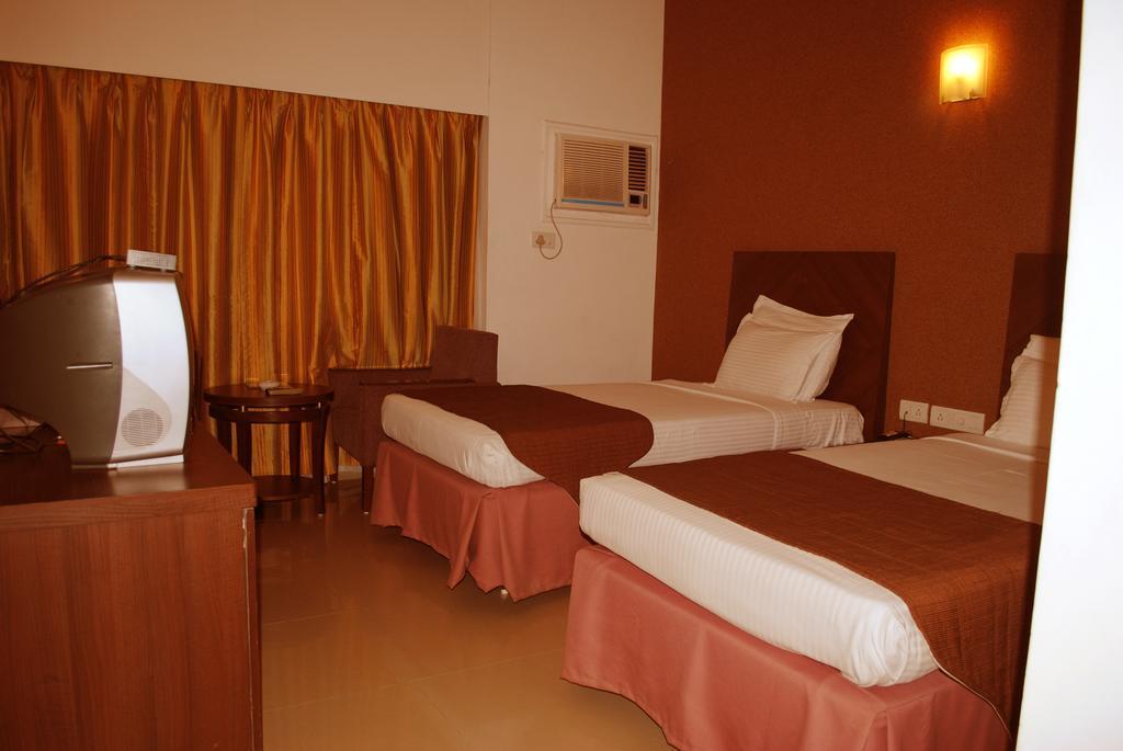 Hotel The Shiv Nautica à Mundra Extérieur photo