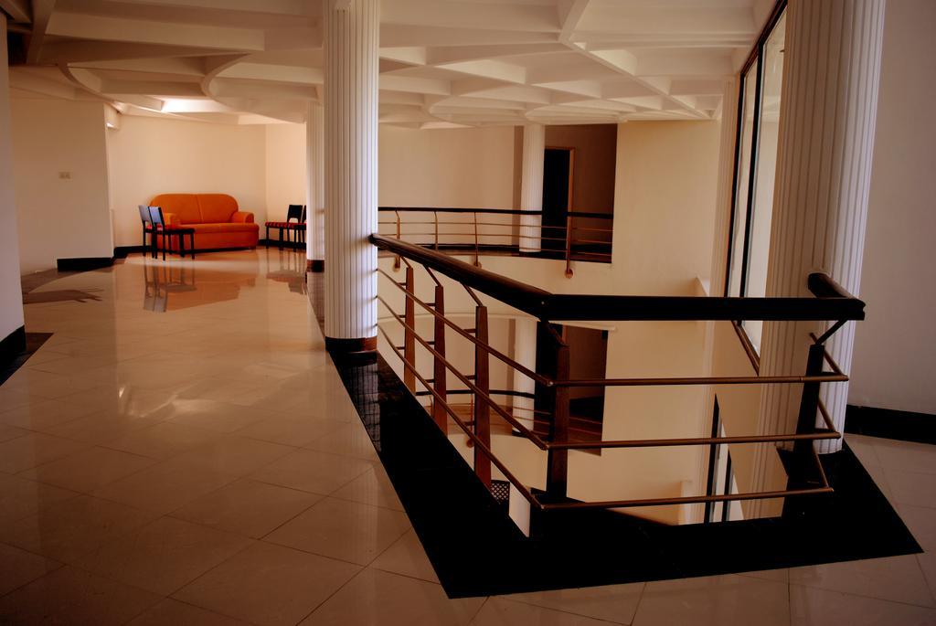 Hotel The Shiv Nautica à Mundra Extérieur photo